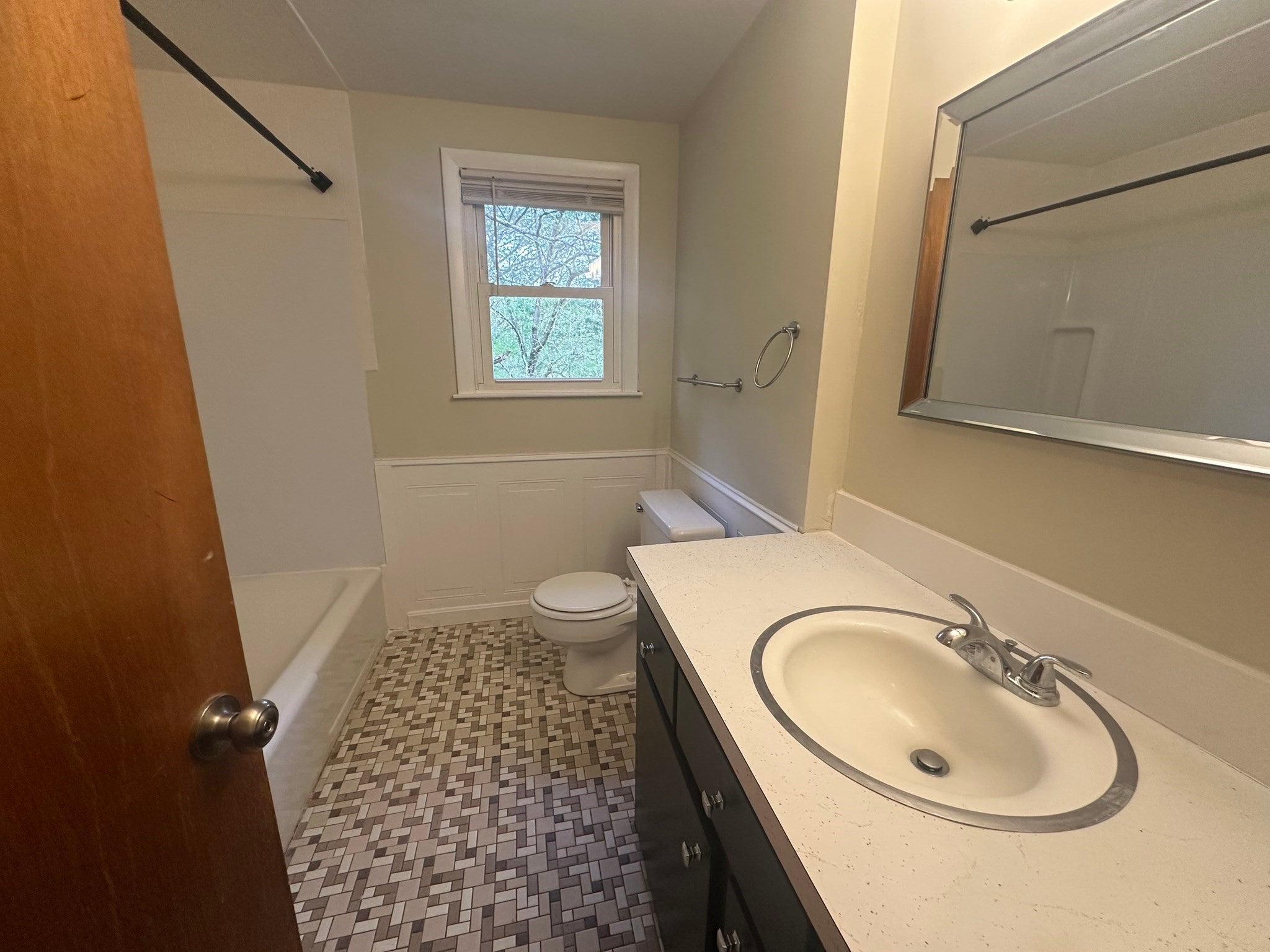 242-244 Highland St #2, Northbridge, MA, 242-244 Highland St #2, Northbridge, MA Photo #8