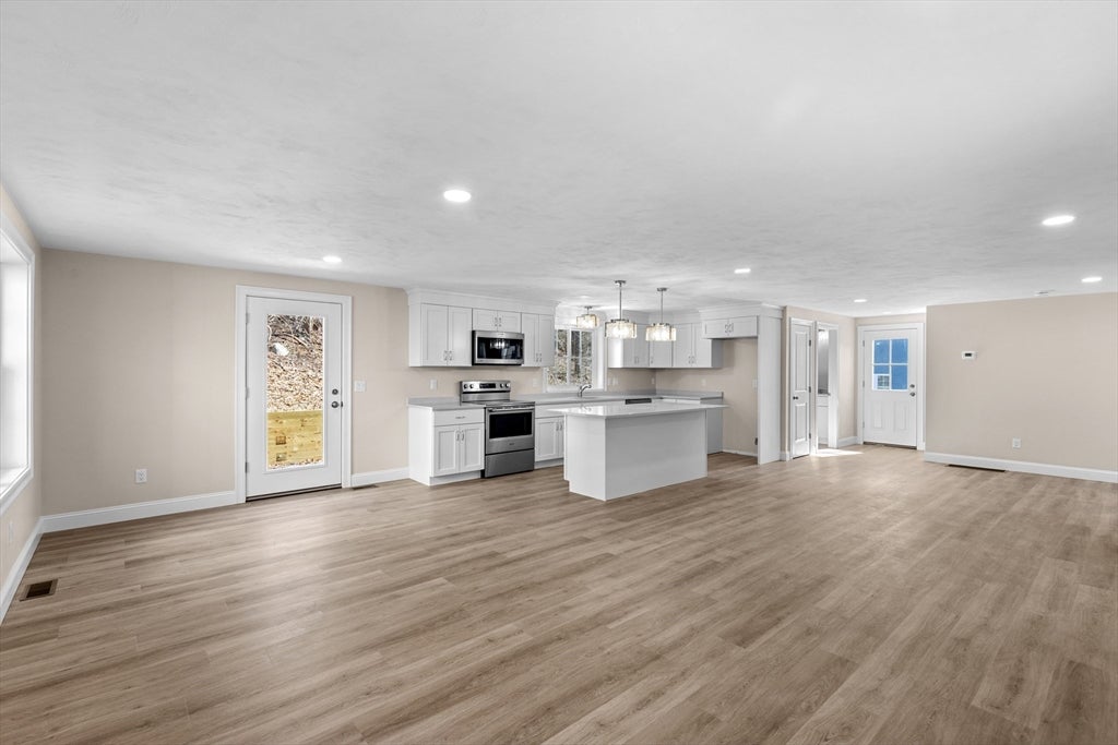 1234 State Rd 4