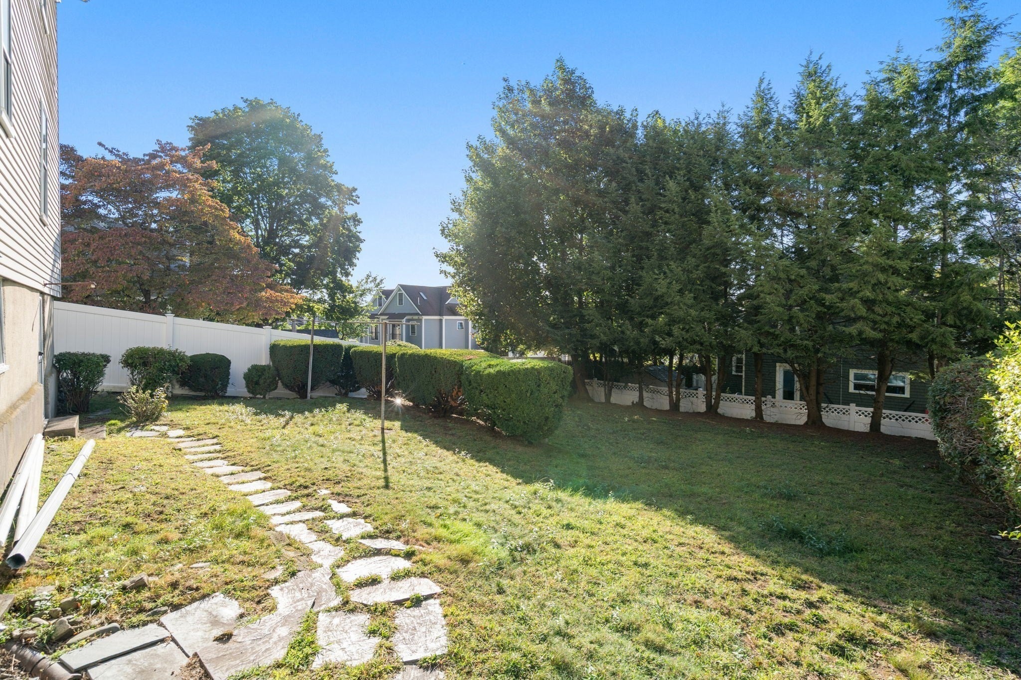 138 Forest St, Watertown, MA Photo #12