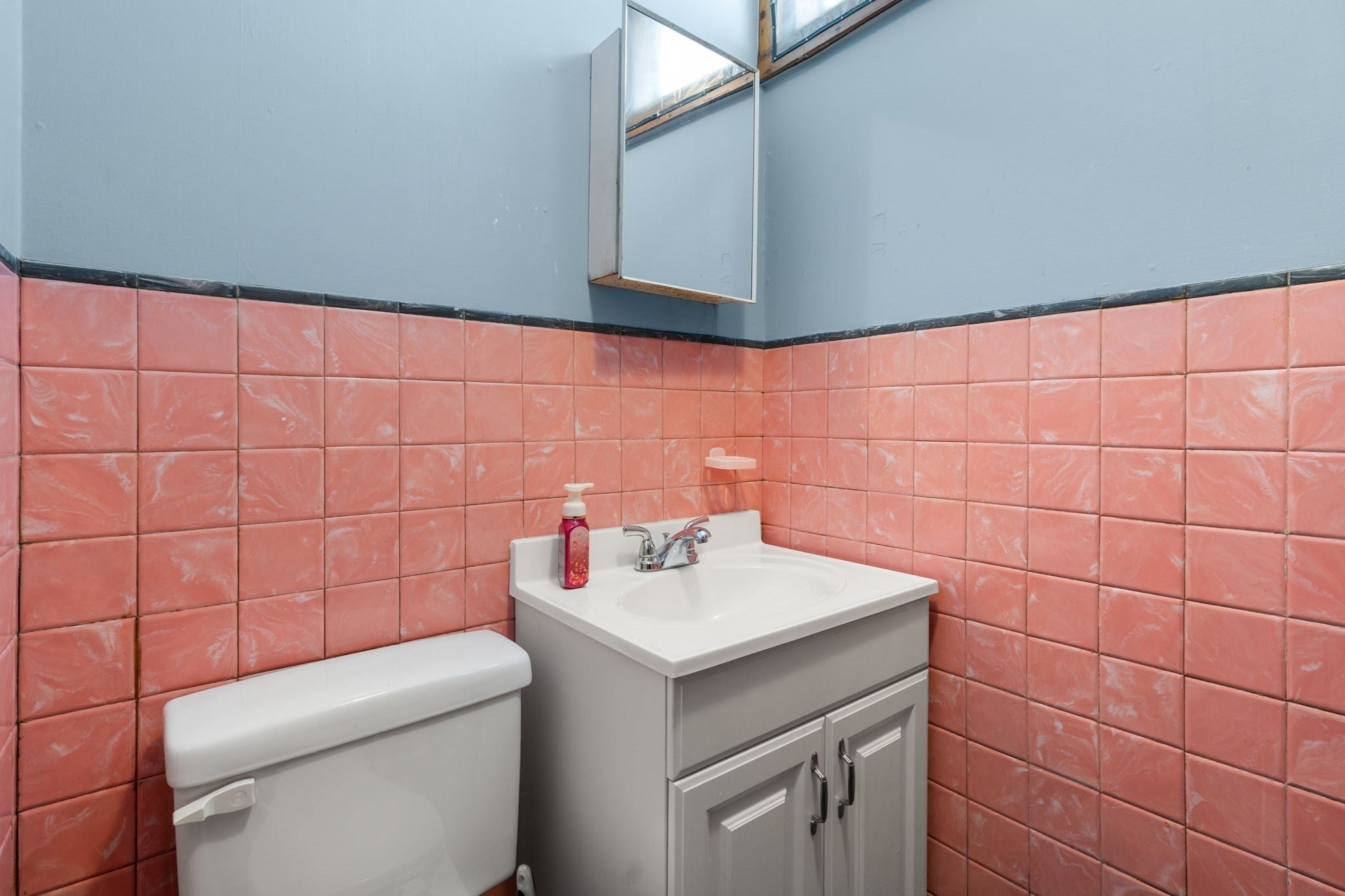 138 Forest St, Watertown, MA Photo #7