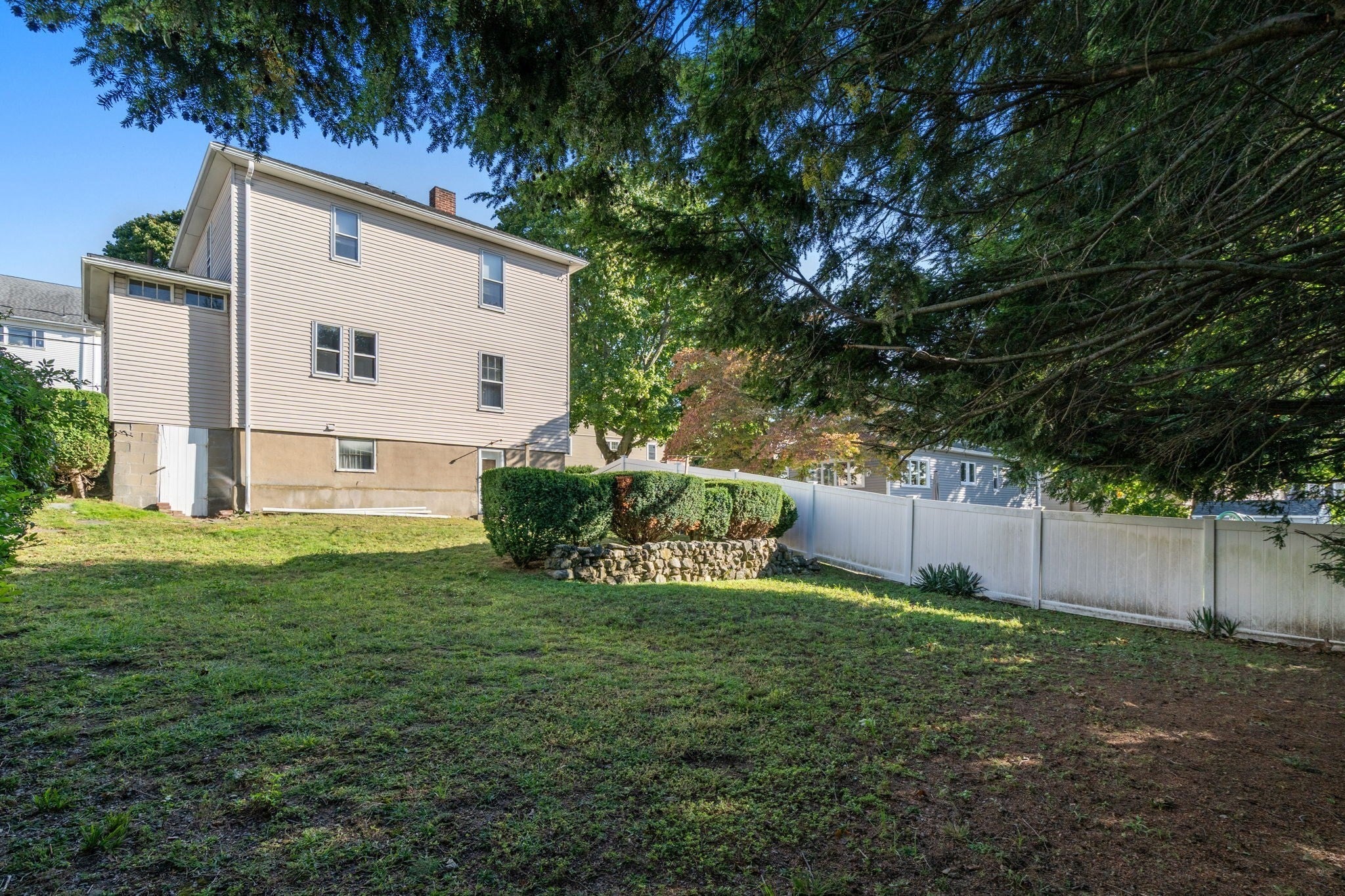138 Forest St, Watertown, MA Photo #11