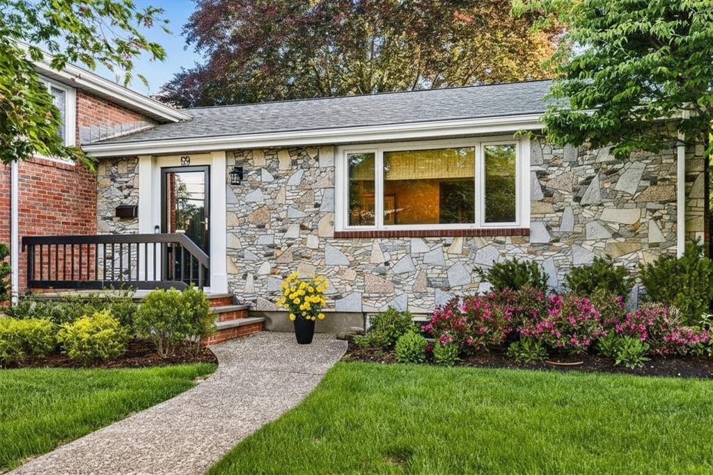 59 Deborah Rd