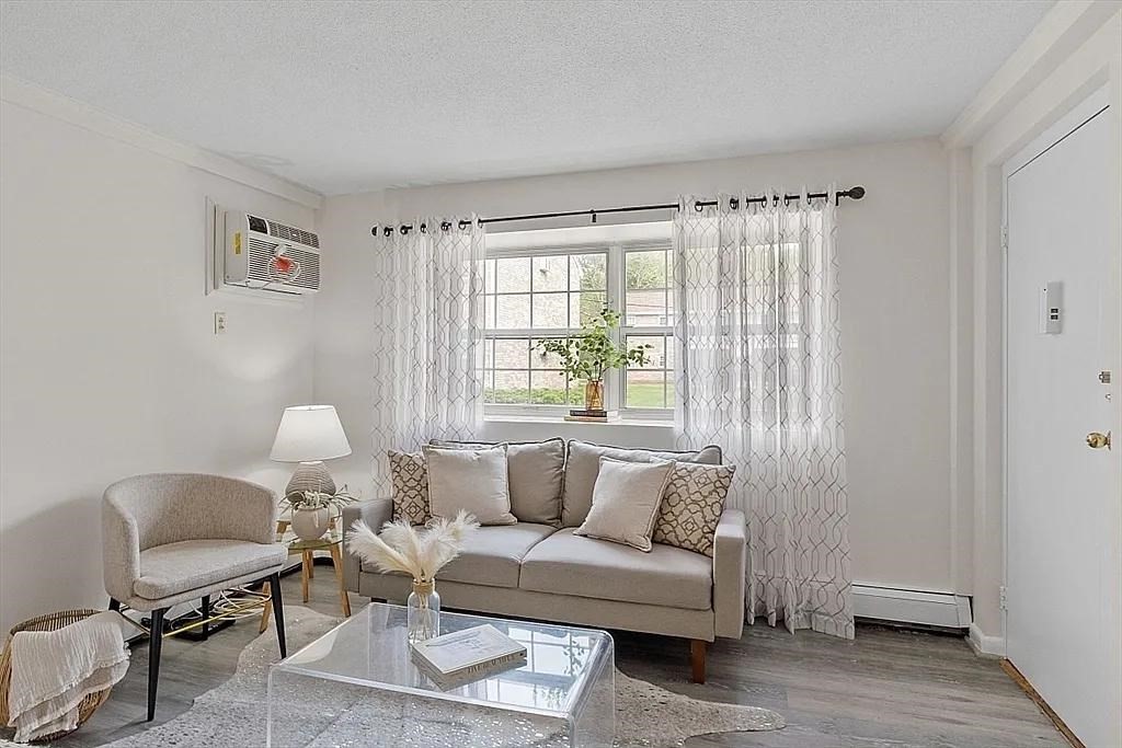 70A Washington Park Dr 2