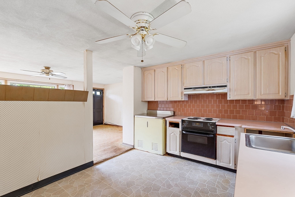 29 Temi Rd, Hudson, MA Photo #7