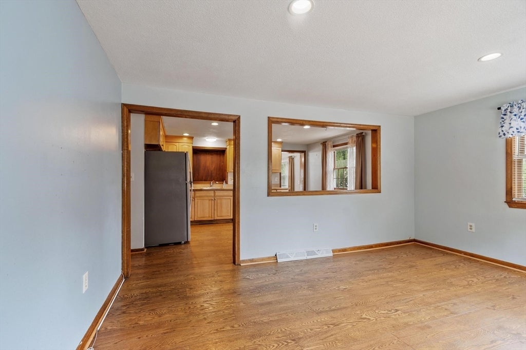 170 Townsend Ave, Lowell, MA, 170 Townsend Ave, Lowell, MA Photo #6