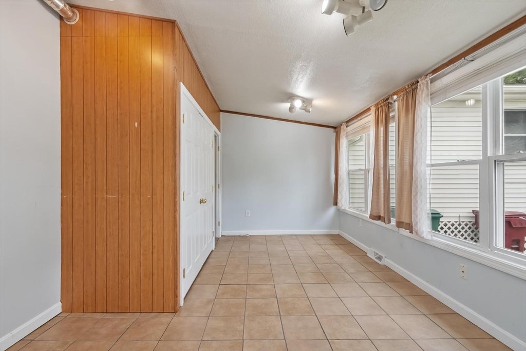 170 Townsend Ave, Lowell, MA, 170 Townsend Ave, Lowell, MA Photo #13