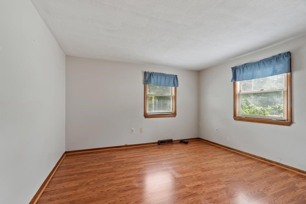 170 Townsend Ave, Lowell, MA, 170 Townsend Ave, Lowell, MA Photo #20