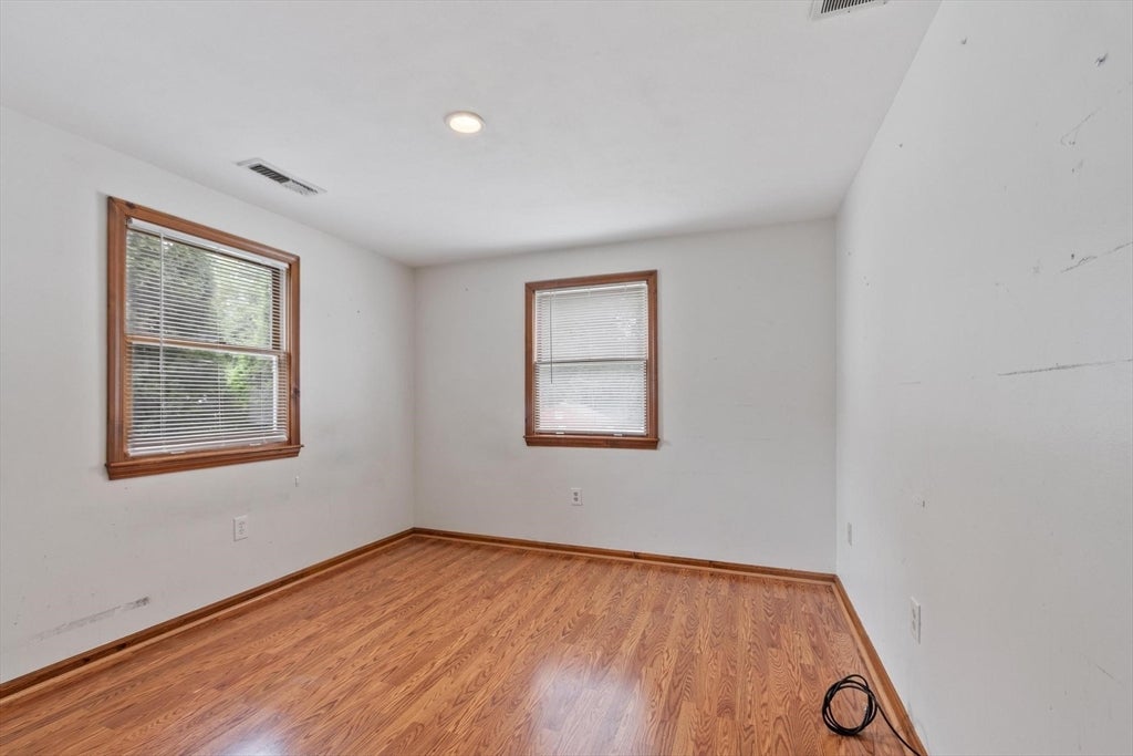 170 Townsend Ave, Lowell, MA, 170 Townsend Ave, Lowell, MA Photo #24