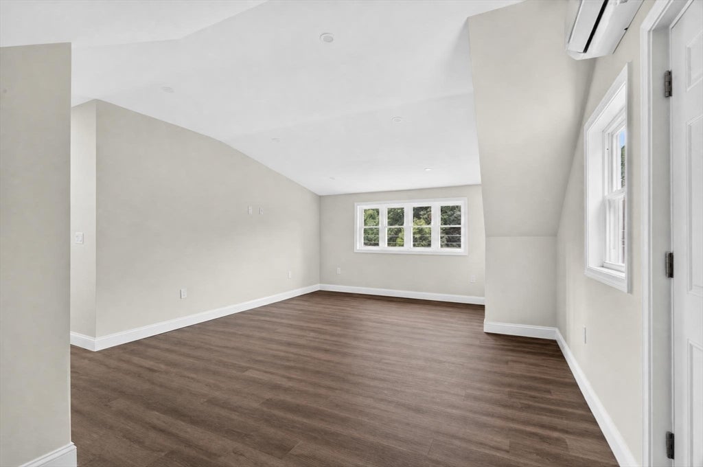 391 Cedar Brook Rd #2, Lynn, MA, 391 Cedar Brook Rd #2, Lynn, MA Photo #6