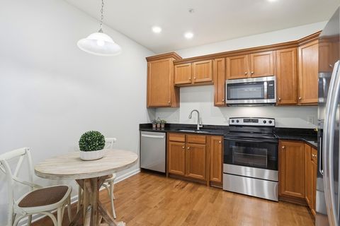 Photo of 422 John Mahar Hwy #103, Braintree, MA 02184 (MLS # 73522117)