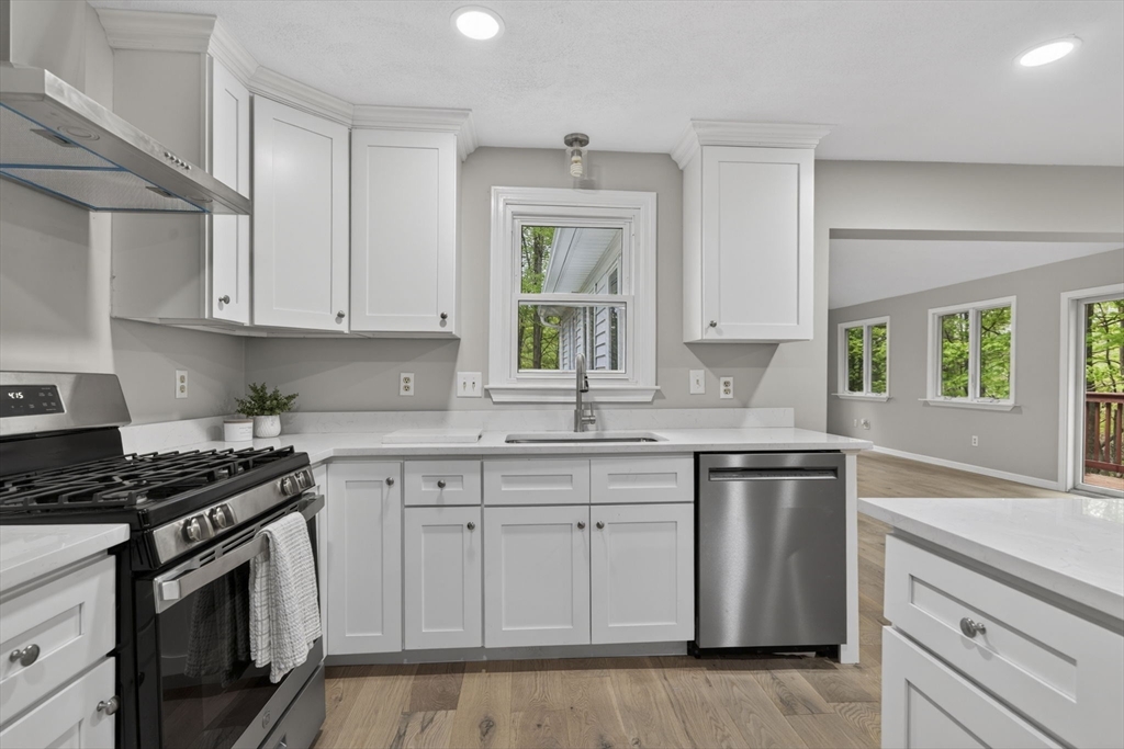 207 Bigelow St, Marlborough, MA Photo #6