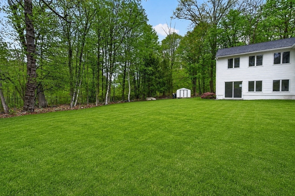 207 Bigelow St, Marlborough, MA Photo #17