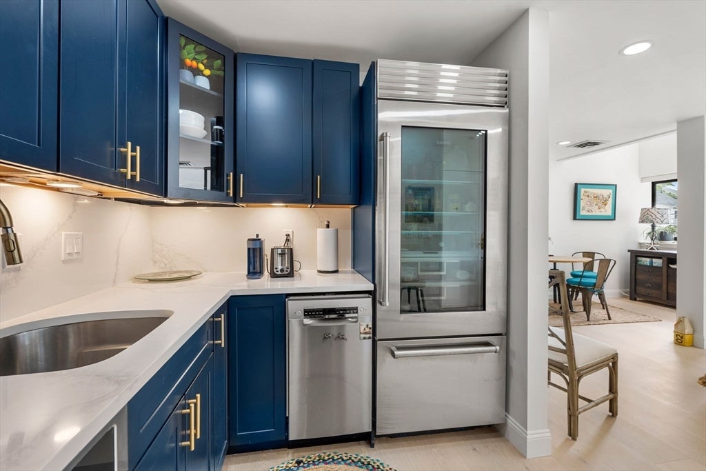 58 Merrimac St 2-5