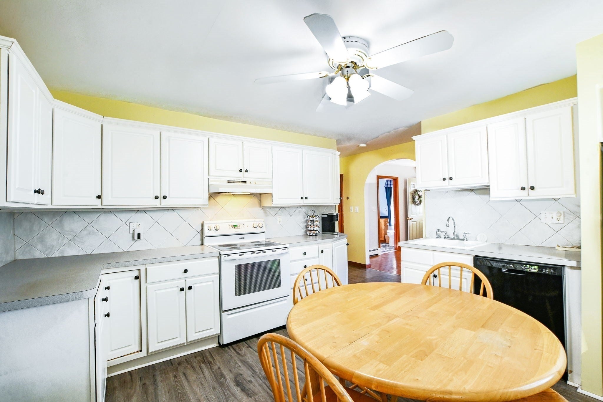18 Lakeside Ave, Weymouth, MA, 18 Lakeside Ave, Weymouth, MA Photo #15