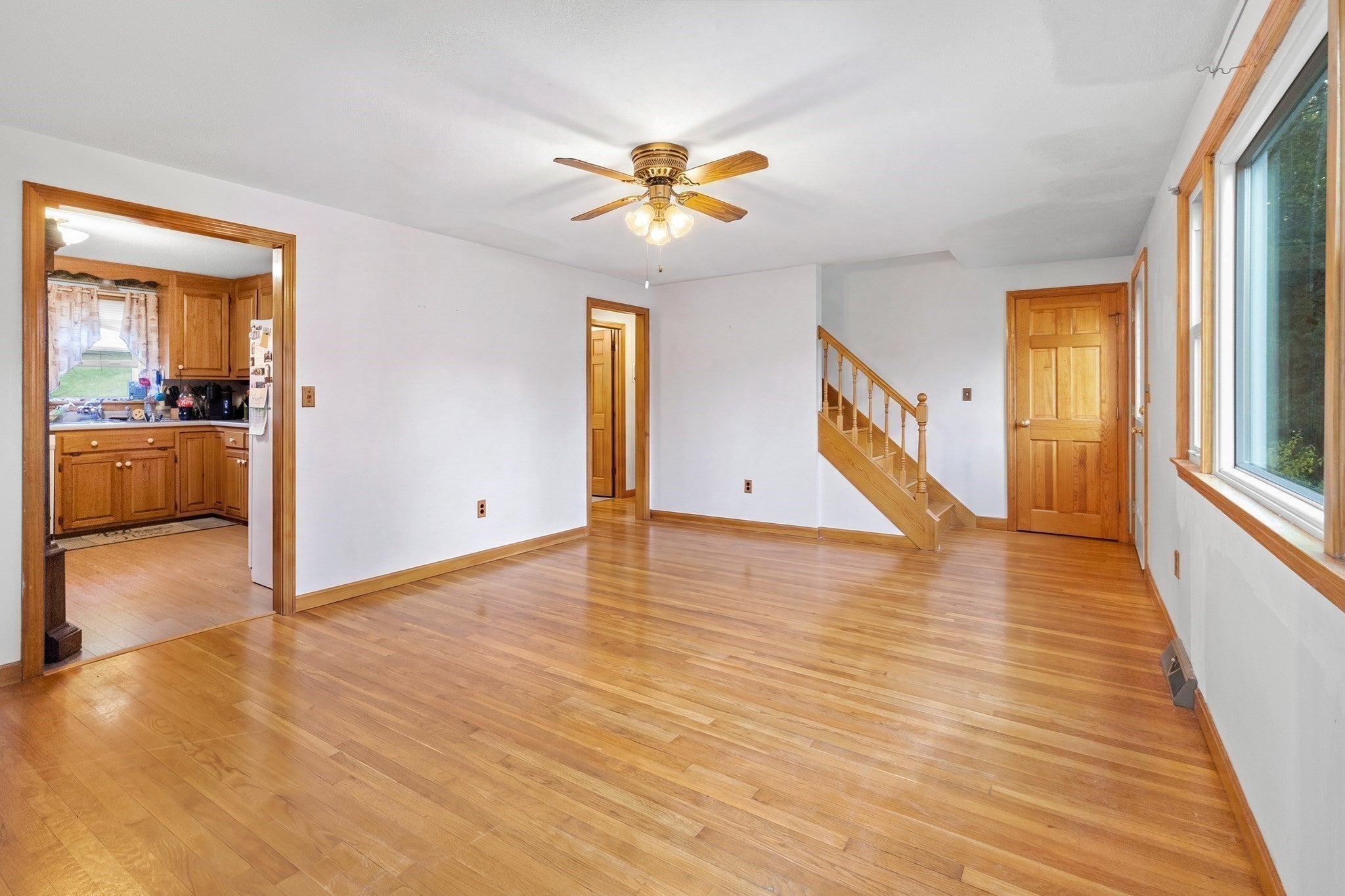 6 Beatrice Rd, Beverly, MA Photo #17