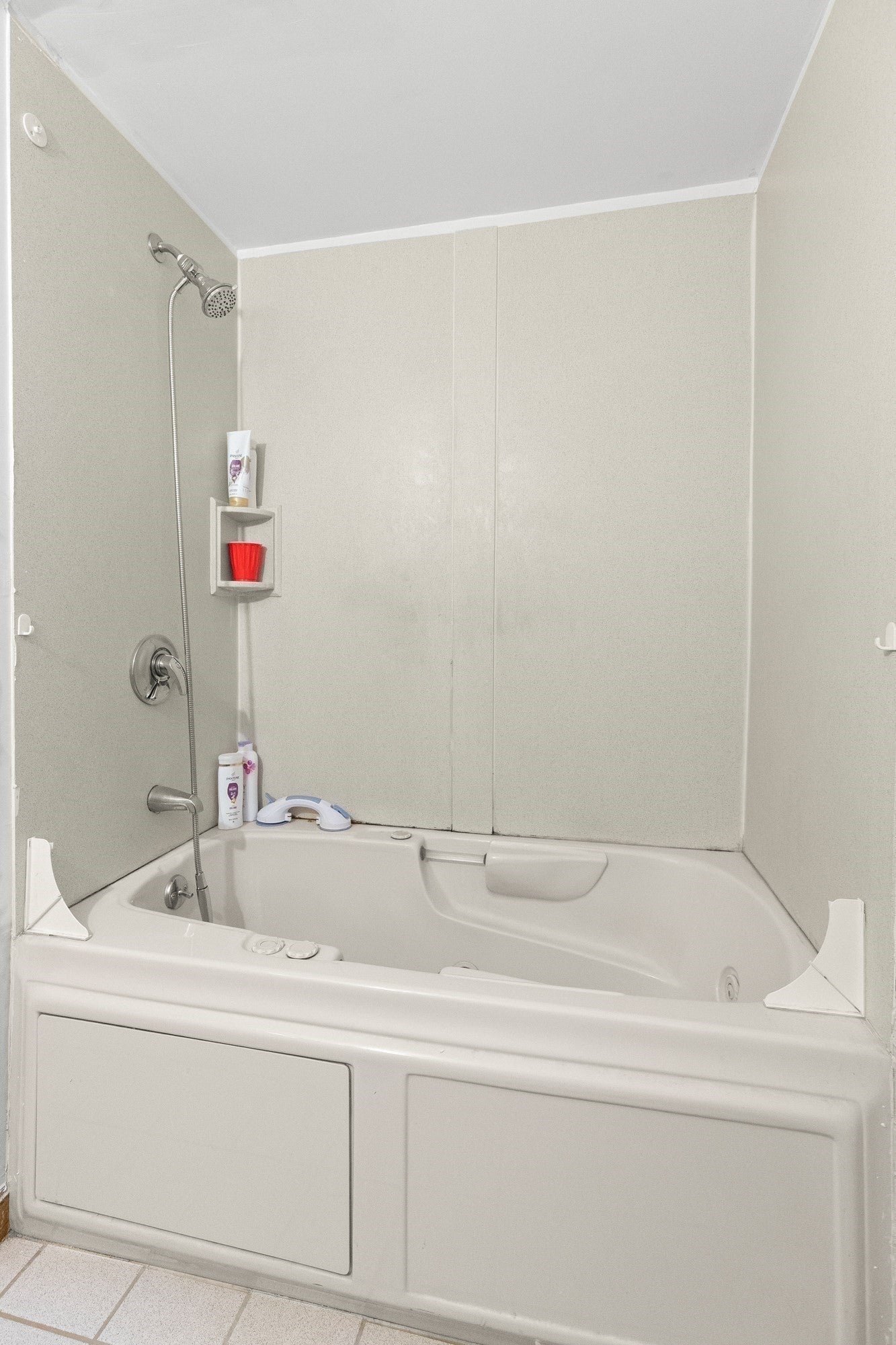 6 Beatrice Rd, Beverly, MA Photo #24