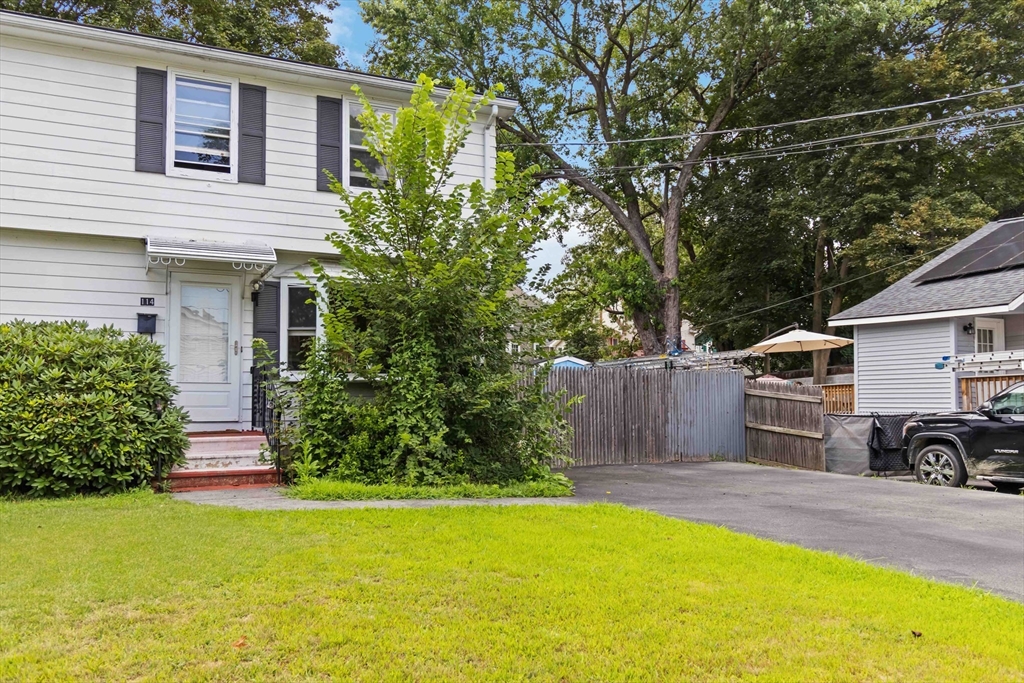 114 Henshaw St
