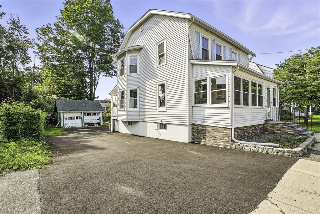 69 Gilbert St