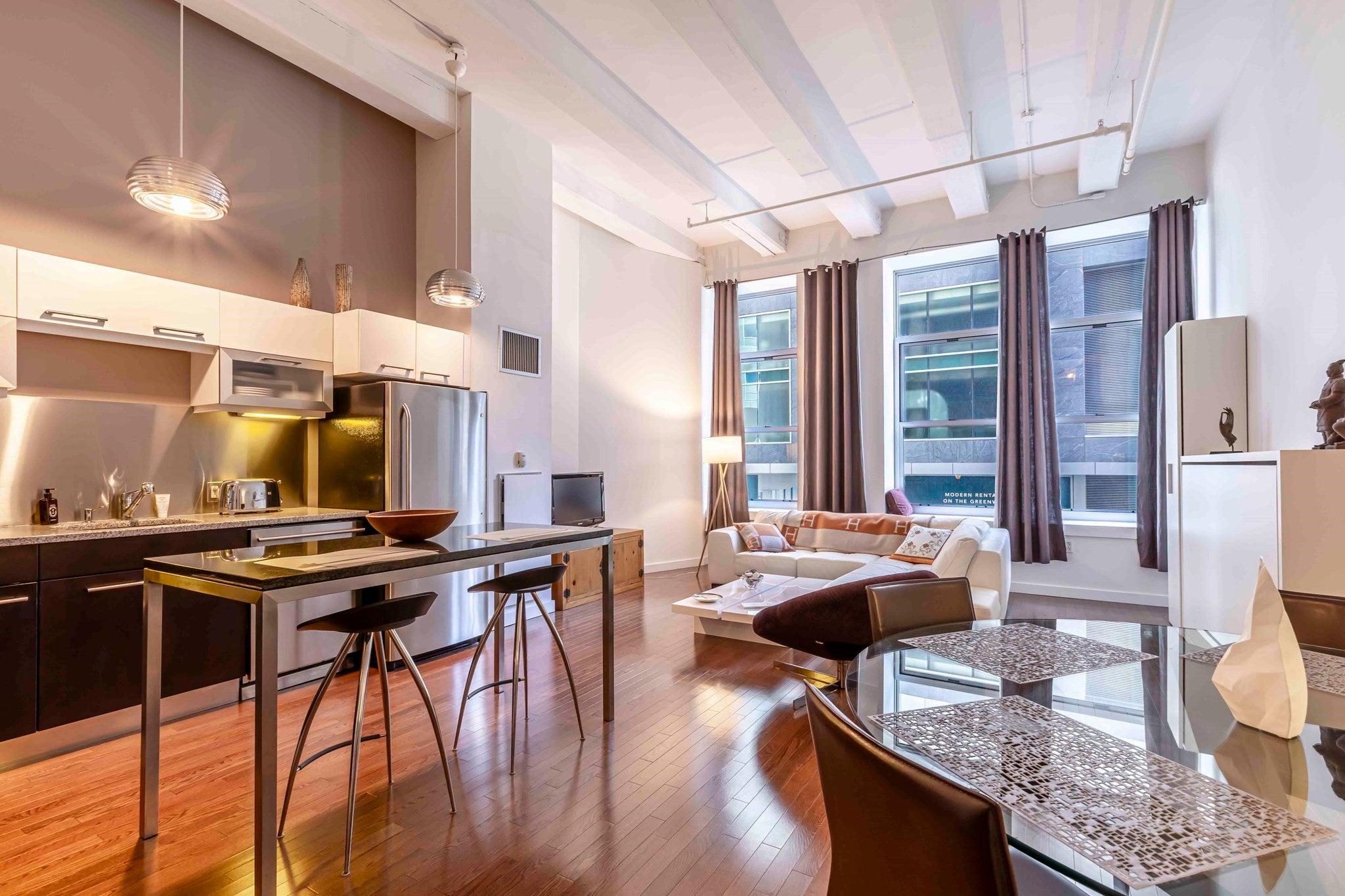 88 Kingston St 2D