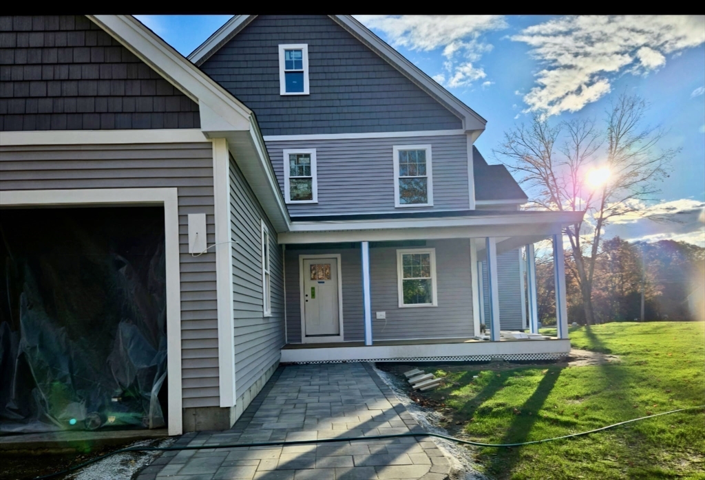 Photo 1 of 28 — 92 Willow Street 1, Acton, MA 01720