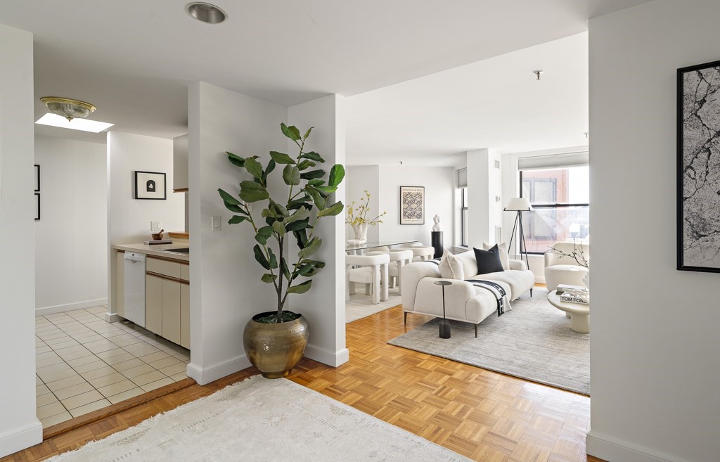 390 Commonwealth Ave 812