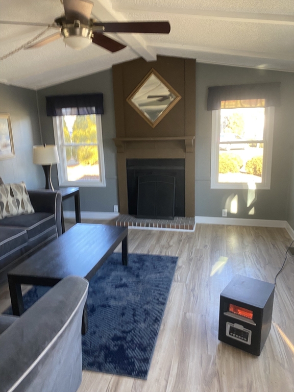251 Newbury 1