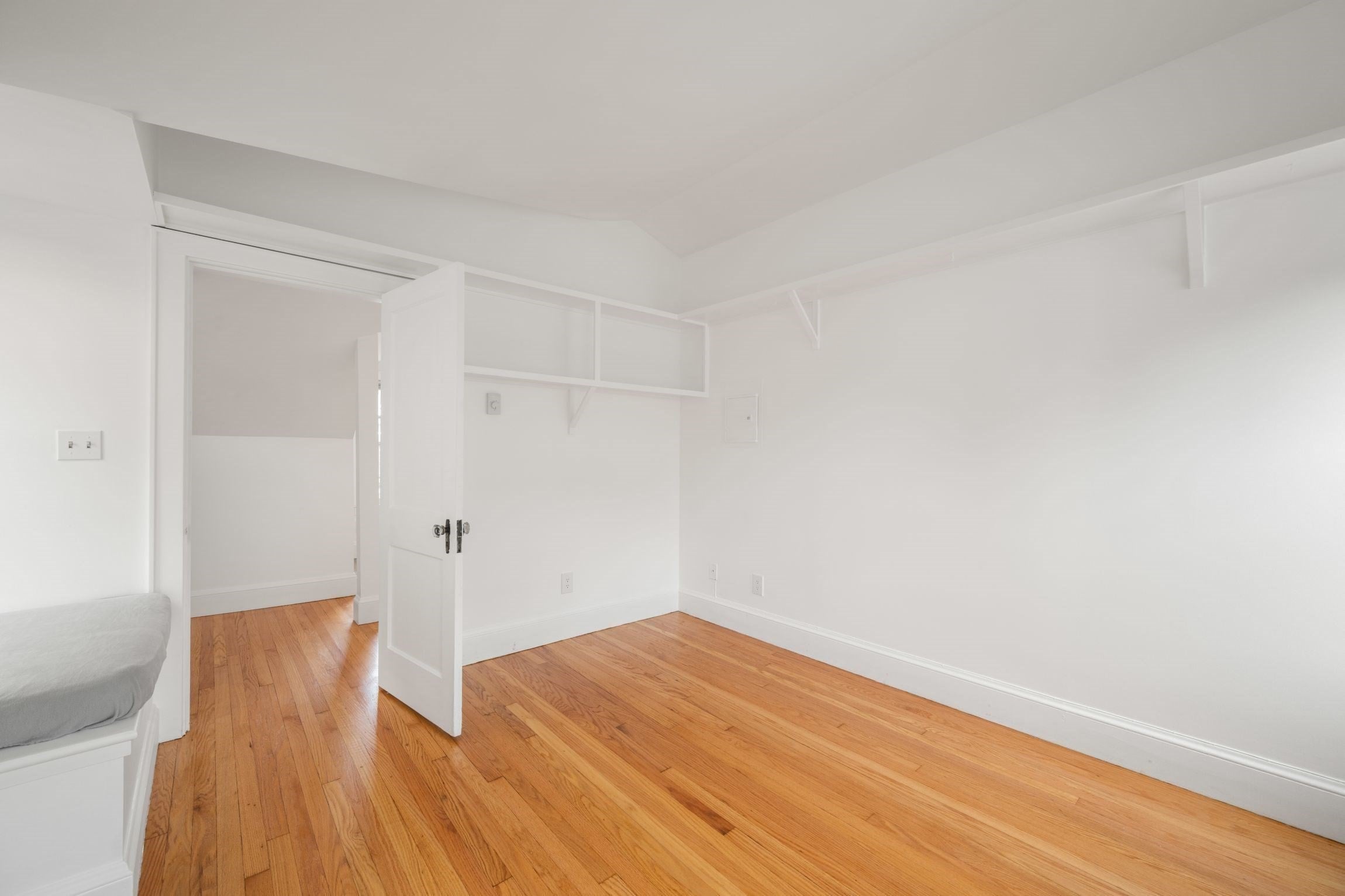 14 Notre Dame Ave #C, Cambridge, MA Photo #8