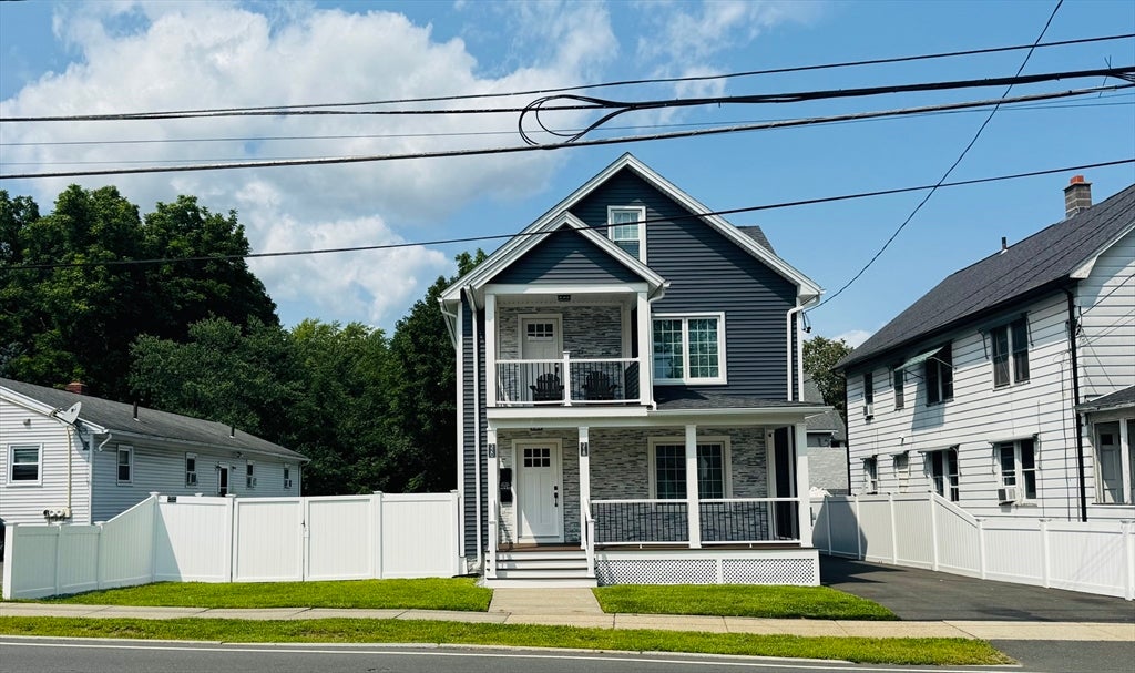 Photo of 318-320 Goodwin St, Springfield, MA