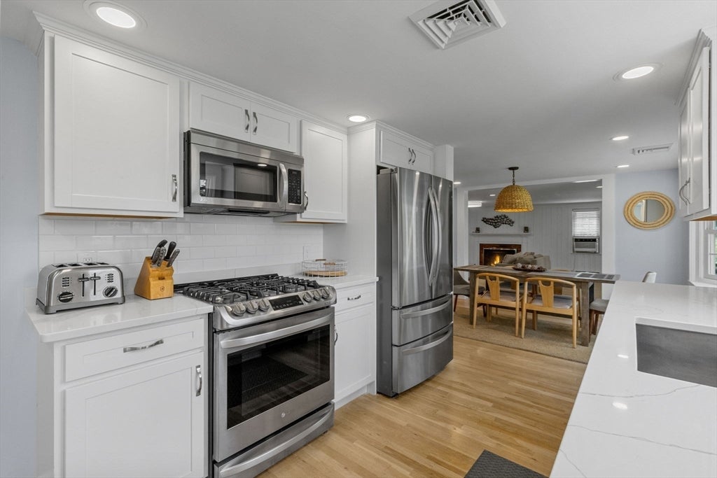 124 Pleasant Street, Chatham, MA, 124 Pleasant Street, Chatham, MA Photo #16