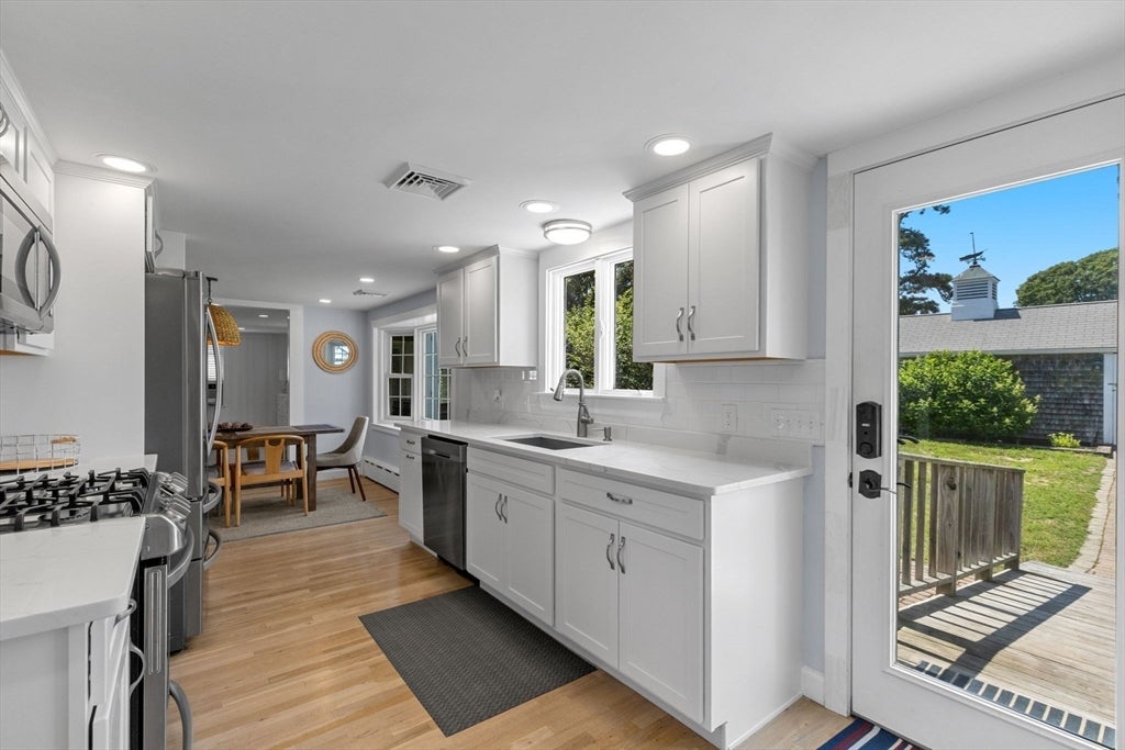 124 Pleasant Street, Chatham, MA, 124 Pleasant Street, Chatham, MA Photo #15