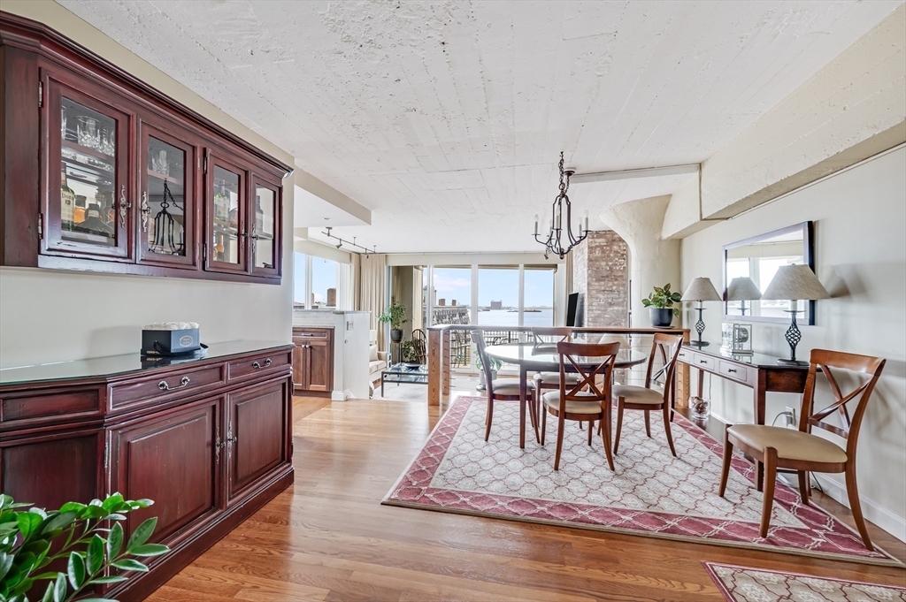 63 Atlantic Ave 7 E