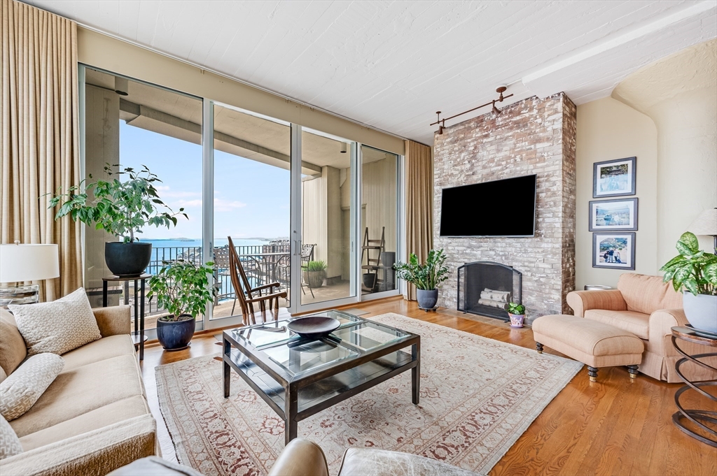 63 Atlantic Ave 7 E