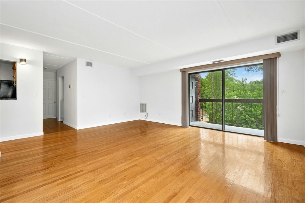159 Main St 39A