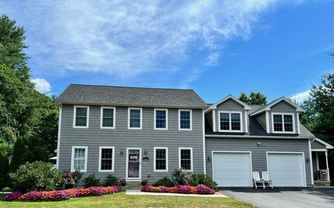 66 Lee St East Longmeadow MA 01028