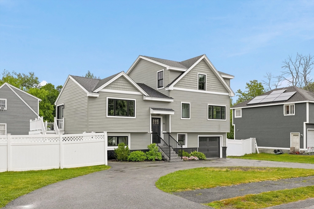 25 Lavalley Ln
