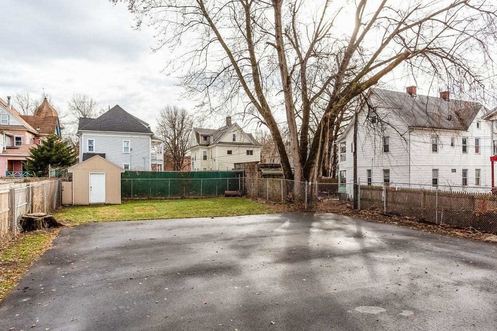 67 Alexander St