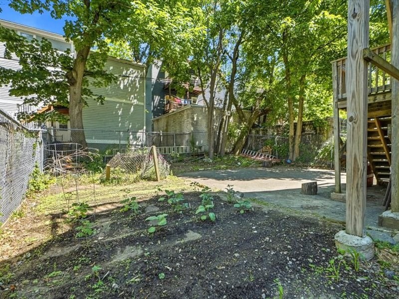 25 Wheatland Ave