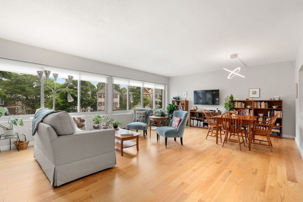 22 Chestnut Pl 111