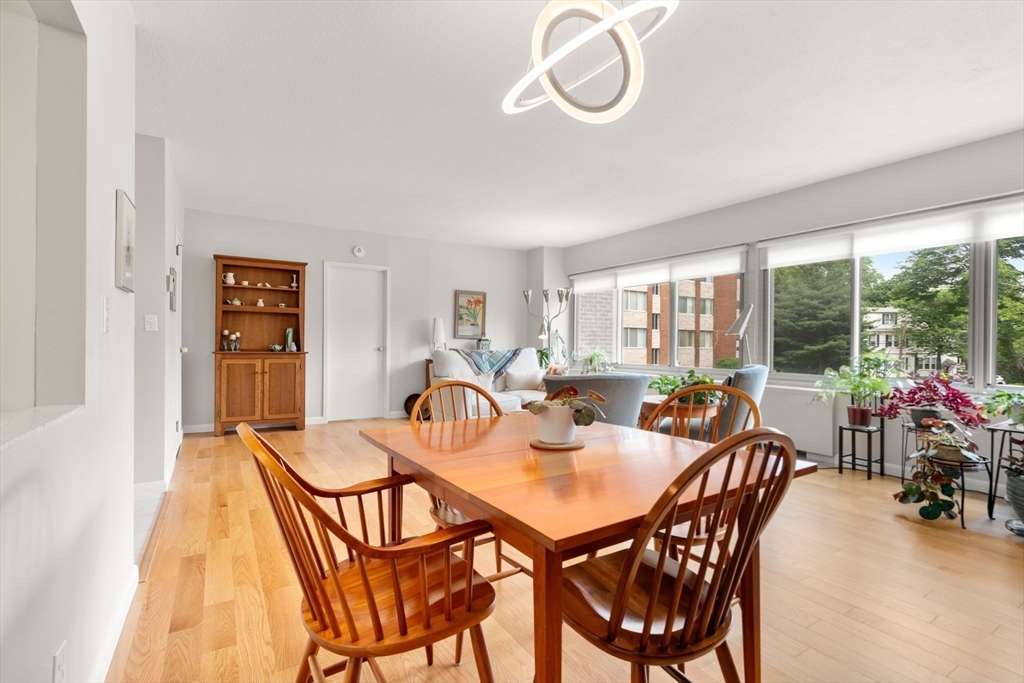 22 Chestnut Pl 111