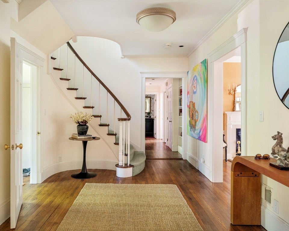 17 Chesham Road, Brookline, MA Photo #12