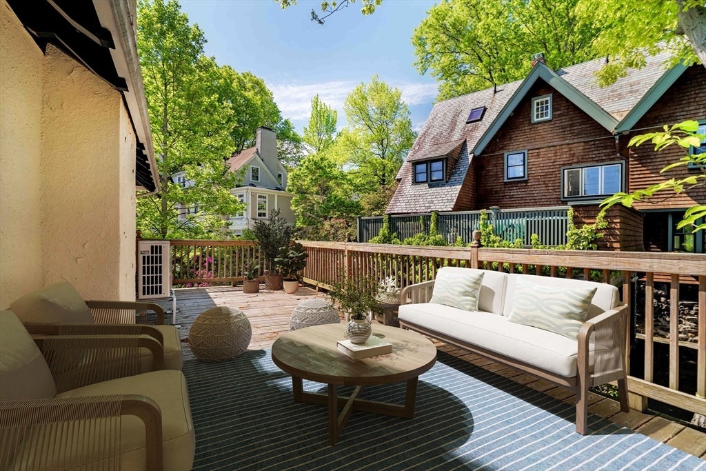 17 Chesham Road, Brookline, MA Photo #15