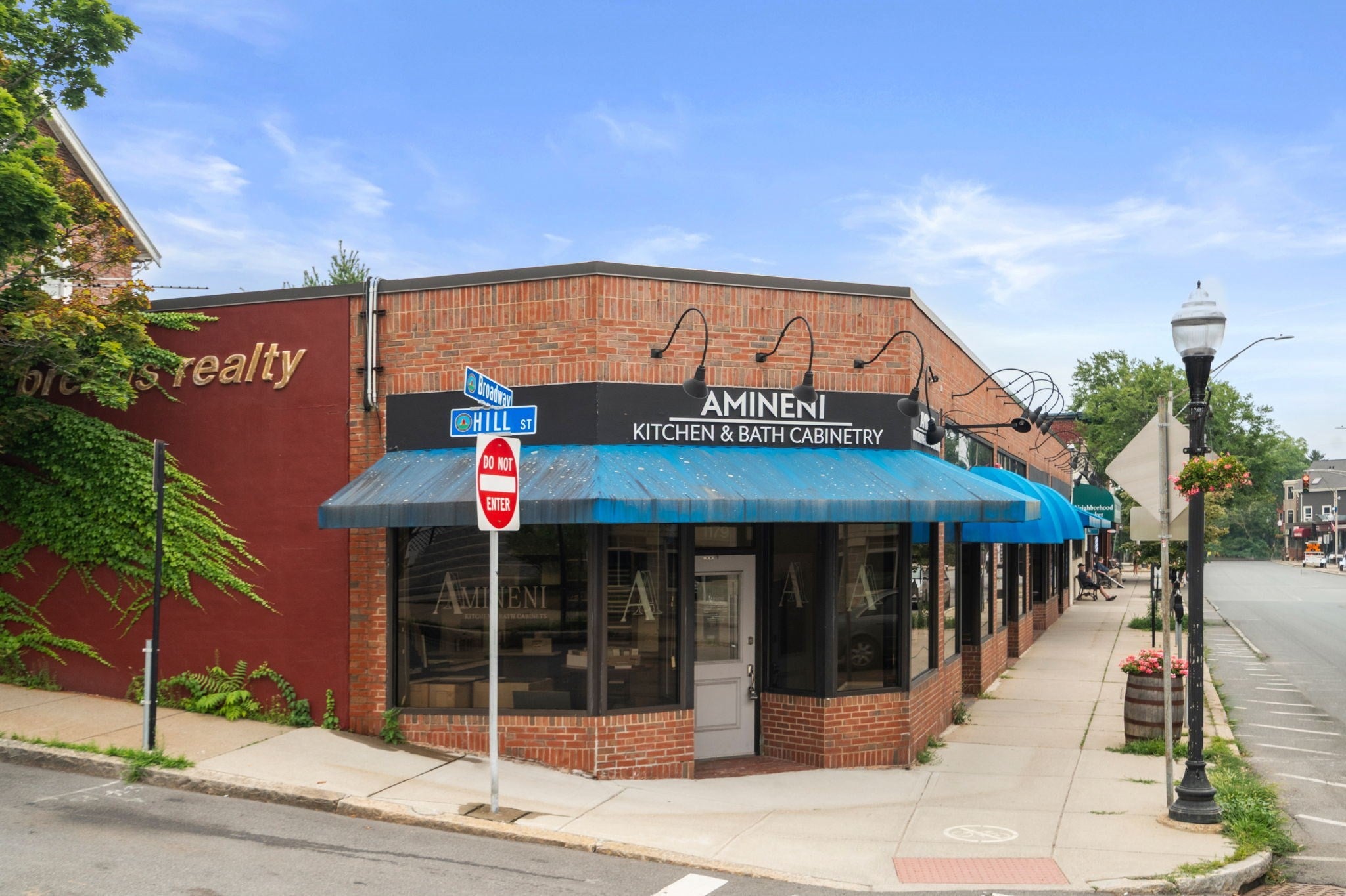 1167 Broadway