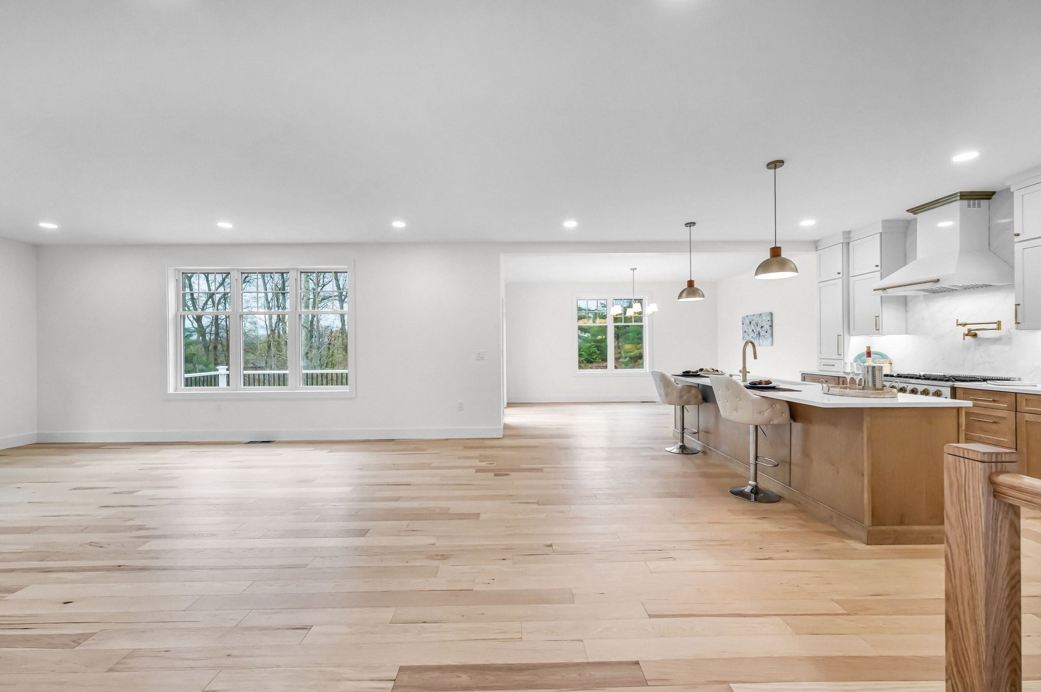 49 Balsam Hill Rd, Ludlow, MA Photo #10