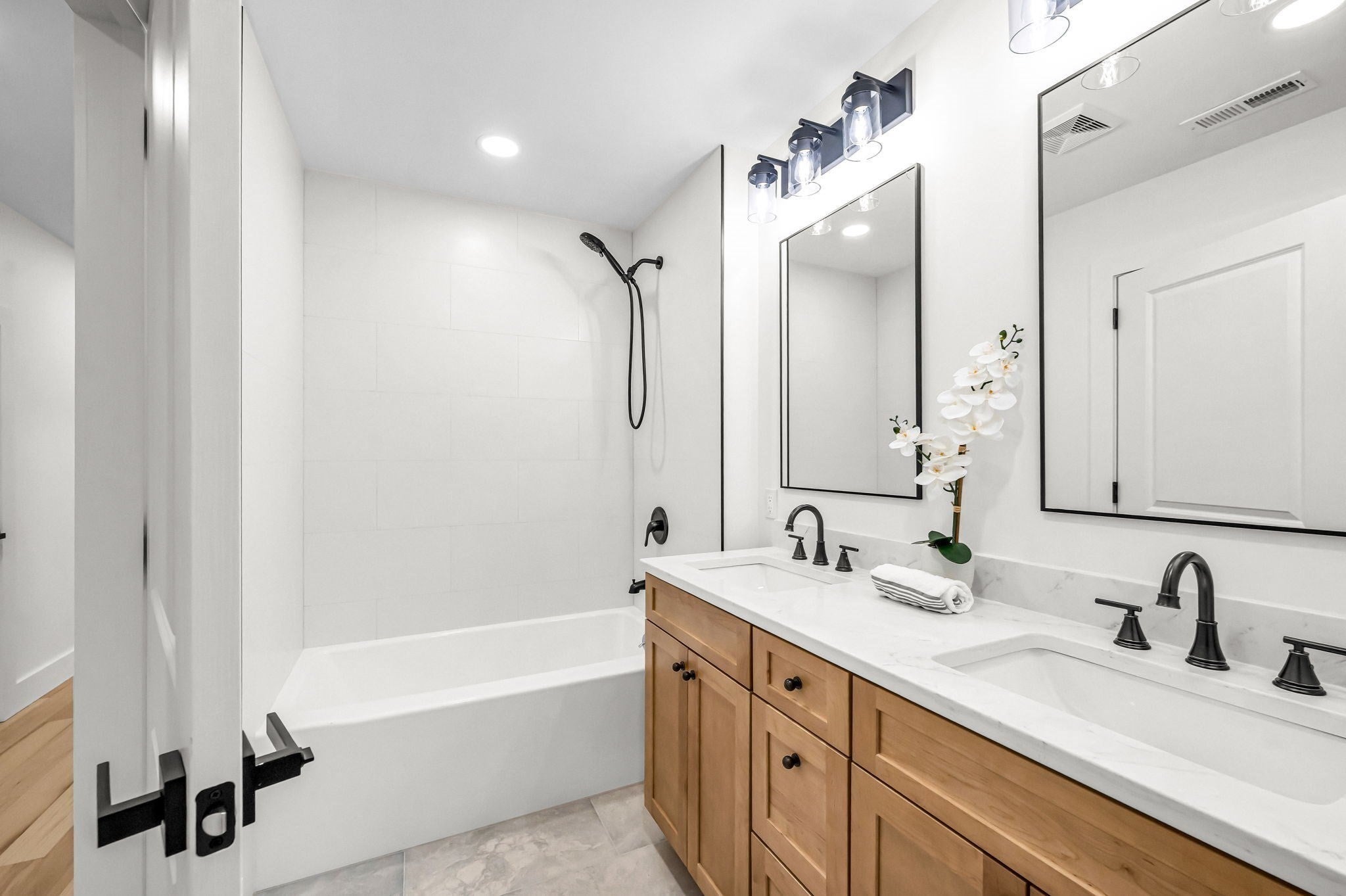 49 Balsam Hill Rd, Ludlow, MA Photo #39