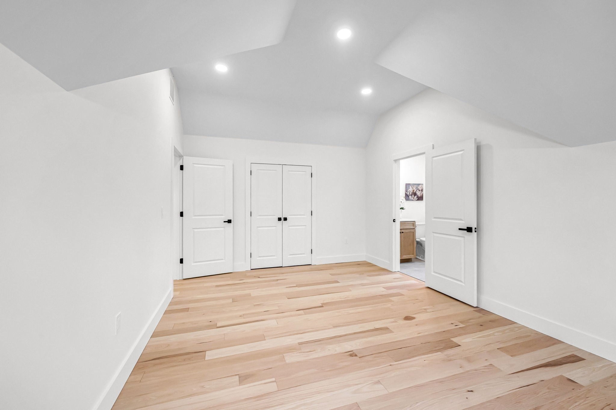49 Balsam Hill Rd, Ludlow, MA Photo #38
