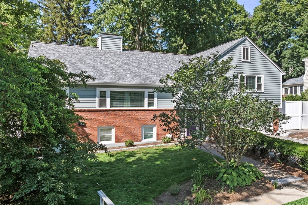 4 Chestnut St