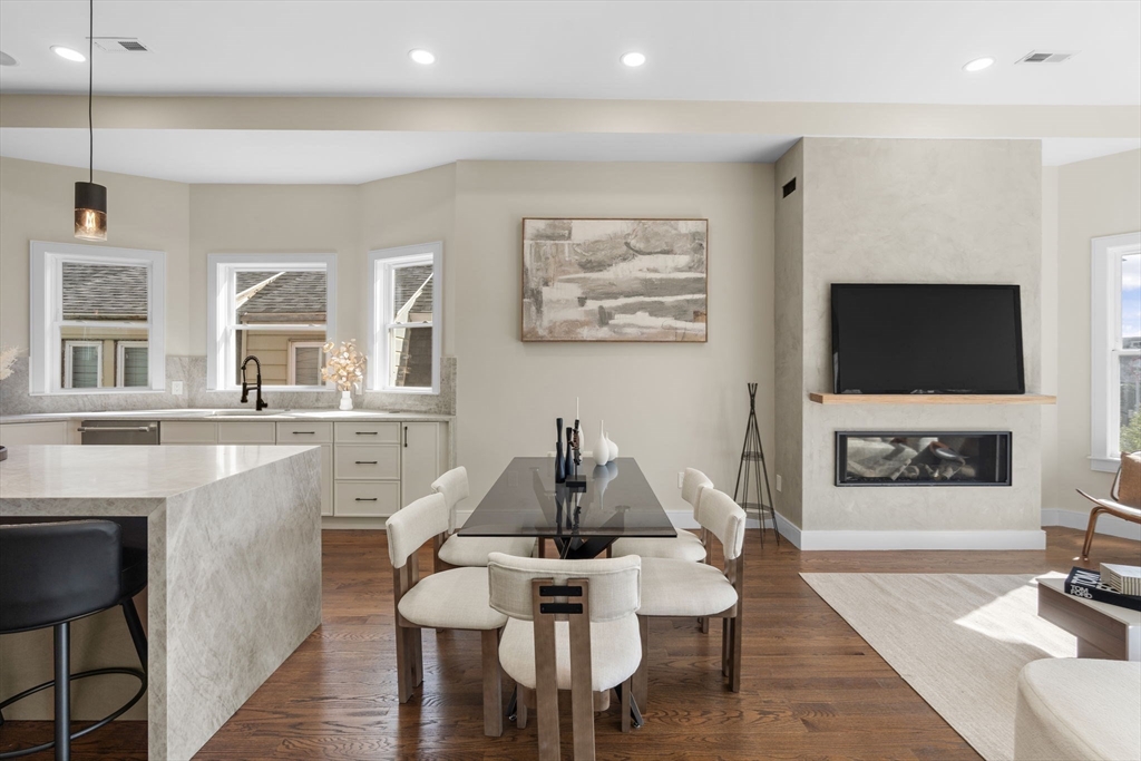 555 Somerville Ave 3