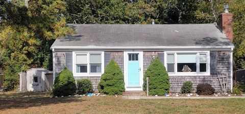 Photo of 10 Ellis Dr, Dennis, MA 02639 (MLS # 73542071)