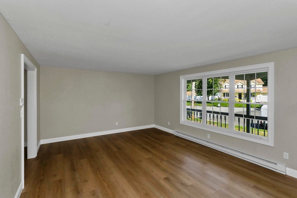 127 Szetela Drive, Chicopee, MA Photo #13