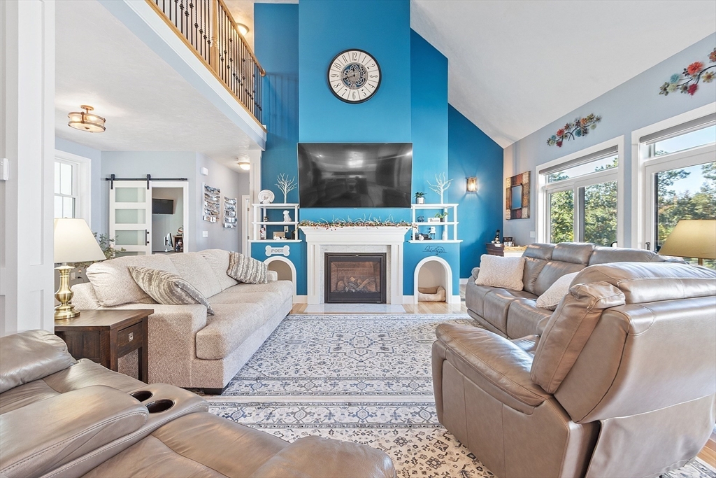 637 Mason Rd